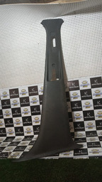 Acabamento Coluna Lado Direito Kwid 2018