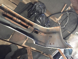 PARA CHOQUE TRASEIRO RENAULT LOGAN *AVARIADO