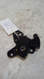 TRAVA DO BANCO TRASEIRO DIREITO PEUGEOT 208