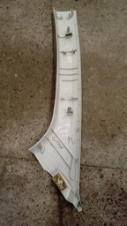 MOLDURA COLUNA PARA BRISA DIANTEIRO DIREITO PEUGEOT 208