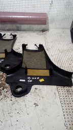 ACABAMENTO DE COLUNA INFERIOR PEUGEOT 206 *VALOR UNITARIO