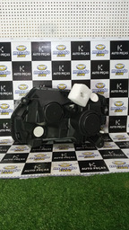 FAROL LADO DIREITO DUSTER 2016 17 18 19 SEM LED