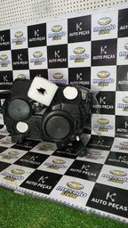 FAROL LADO DIREITO DUSTER 2016 17 18 19 SEM LED