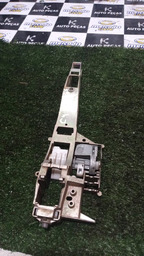 SUPORTE DA MAÇANETA EXTERNA DIANTEIRA ESQUERDA C4 PALLAS