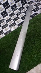 FRISO DA PORTA DIANTEIRA ESQUERDA C4 PICASSO 2014