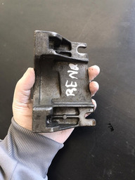 SUPORTE SEMI EIXO SENIC MEGANE 047981