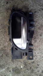 MAÇANETA INTERNA TRASEIRA ESQUERDA PEUGEOT 208
