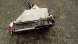 Trava Porta Trasaeiro Direito Peugeot 208