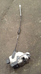 TRAVA PORTA TRASAEIRO DIREITO PEUGEOT 208