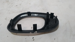 MOLDURA MAÇANETA DIANTEIRA ESQUERDA PEUGEOT 207 2009