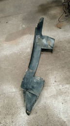 CAPA DE RODA DIANTEIRA ESQUERDA PARTNER 2003