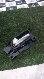 MAÇANETA INTERNA DIANTEIRA ESQUERDA FLUENCE 2015