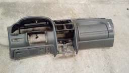 Painel Tabelier Renault Laguna Com Detalhe (fotos)