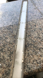 FRISO LATERAL DIANTEIRO DIREITO C3 AIR CROSS 