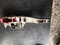 MAÇANETA SEM MOLDURA TRASEIRA ESQUERDA PEUGEOT 208