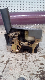 FECHADURA TRASEIRA ESQUERDA RENAULT SCENIC  2001