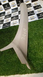 ACABAMENTO DA COLUNA DIANTEIRA ESQUERDA PEUGEOT 206