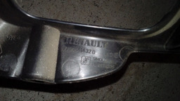 CAPA ACABAMENTO TRASEIRO DIREITO MEGANE 7700841432