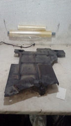 ACABAMENTO INFERIOR TANQUE COMBUSTIVEL 208