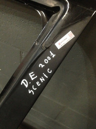 PORTA DIANTEIRA ESQUERDA SCENIC 1.6 2001