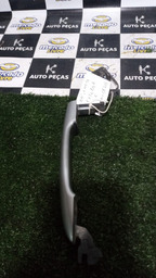 MAÇANETA TRASEIRA ESQUERDA MEGANE GRAND TOUR 2012