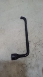 CHAVE DE RODA ORIGINAL PEUGEOT 208