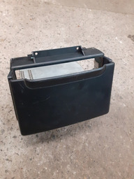 MOLDURA TAMPA FRONTAL S/ RADIO RENAULT LAGUNA