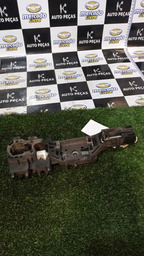 SUPORTE DA MAÇANETA PORTA TRAS ESQ MEGANE GRAND TOUR 2012