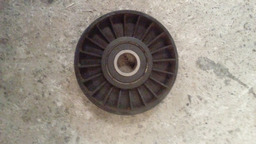 SUPORTE DO ROLAMENTO GUIA DA CORREIA DO PEUGEOT 306 95A 2000