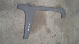 ACABAMENTO COLUNA LADO DIREITO MEGANE 2003/2005