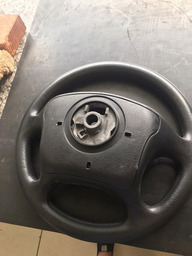 VOLANTE DO MOTORISTA XSARA PICASSO COM DESGASTE PARA REFORMA
