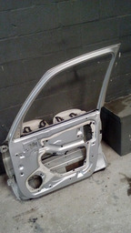 PORTA DIANTEIRA DIREITA XSARA PICASSO