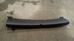 ACABAMENTO MOLDURA PORTA MALAS RENAULT LAGUNA