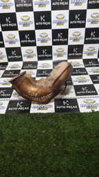 SAÍDA DO COLETOR MOTOR C4 PICASSO 2012