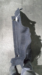 ACABAMENTO CARPETE LADO DIREITO TRAS MEGANE GRAND TOUR 2012