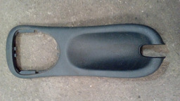 MOLDURA CONSOLE CAMBIO RENAULT SCENIC (7702280127)