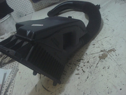 CAIXA DO FILTRO DE AR PEUGEOT 206 1.0 2002