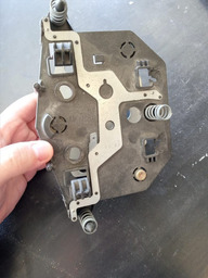 SUPORTE BASE TAMPA BUZINA PEUGEOT 206 1.0 2002