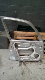 PORTA DIANTEIRA ESQUERDA XSARA PICASSO