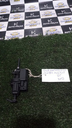 TRAVA DA PORTINHOLA DO TANQUE MEGANE GRAND TOUR 2012