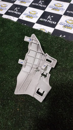 ACABAMENTO TRASEIRO DIREITO MEGANE GRAND TOUR 2012