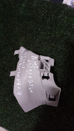 ACABAMENTO TRASEIRO ESQUERDO MEGANE GRAND TOUR 2012