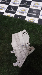 ACABAMENTO TRASEIRO ESQUERDO MEGANE GRAND TOUR 2012