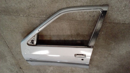 Porta Dianteira Esquerda Peugeot 306 Sw