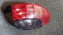 SINALEIRA LANTERNA DIREITA PEUGEOT 306 SW 1999