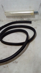 BORRACHA PORTA TRASEIRA ESQUERDA RENAULT MEGANE 03/05