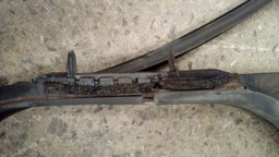 CANALETA DE PORTA TRASEIRO ESQUERDO PEUGEOT 308 COM AVARIA