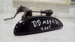 MAÇANETA EXTERNA DIANTEIRA DIREITA RENAULT MEGANE 03/05