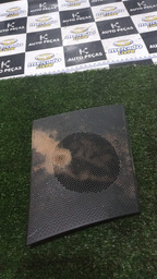 GRADE DO ALTO-FALANTE LADO DIREITO DO PAINEL KWID 2018