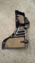 ACABAMENTO PORTA MALAS LATERAL DIREITO RENAULT MEGANE 03/05